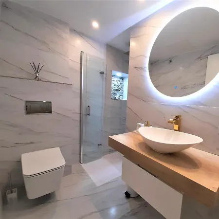 Con Encanto En Centro Historico -tinerialucushome Луго