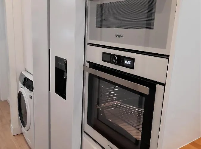 Con Encanto En Centro Historico -tinerialucushome * 卢戈